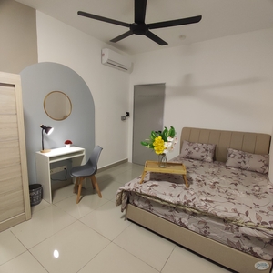 ❗❗ Fully furnished Middle bedroom @ Nilai | 20min to KLIA ️ | 10min to ERL Salak Tinggi -