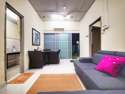 Melawati Landed 2Rooms Studio-Like House for rent