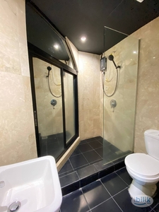 Near Petaling Street & Imbi Bukit Bintang MRT ❗ Fully Furnished Room with Private