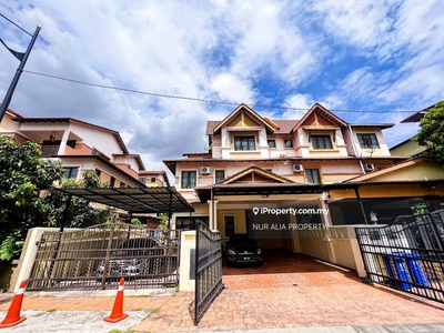 Renovated Triple Storey Semi-D House Subang Alam Seksyen 27,Shah Alam