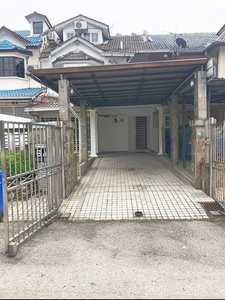 2.5 Storey Terrace Taman Bukit Saga Seksyen 26 Shah Alam For Rent