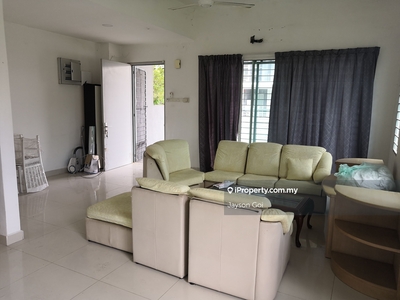 Bayu Lagenda 3sty Endlot For Rent, Partially Furnished