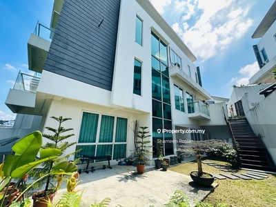 For Sale 3 Storey Semi Detached House @ Bayu Damansara, Damansara Dama