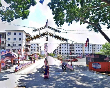 Freehold Puchong Utama Court Flat - Puchong, Selangor