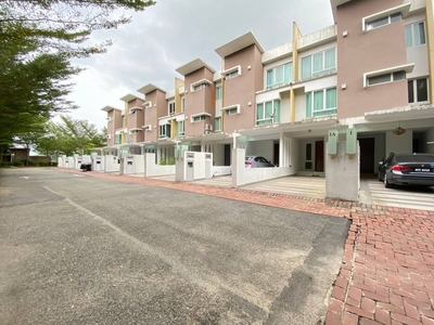 Fully Furnished & Facing Open Townhouse Aquavilla Shah Alam