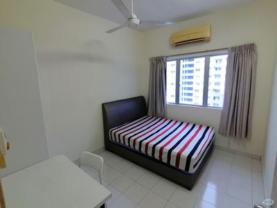 MEDIUM ROOM for Rent at Suriamas Condominium