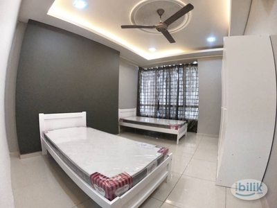 Middle Room at Selayang Point, Selayang/Girl Muslim/ Sharing Room/ Fully Furnised