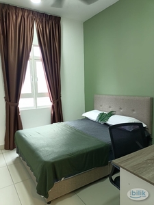 Midpoint Meadows: Your Tranquil Middle Room at KL Sentral, KL City Centre