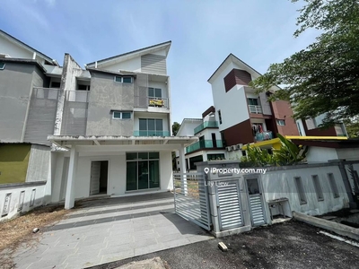 Paling Murah 2.5 Storey Semi D 5 Rooms 5 Baths K8 Residency Taman Kaj