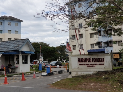 Pangsapuri Pendekar Tun Perak Cheras Schools, MRT