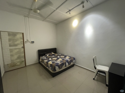 Private Big Room near SJMC Aeon Big SS15 Subang Jaya landed house