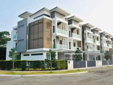 Reflexion Puchong South 3 storey pool villa Brand New Best Value