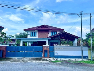 Renovated & Extended 2sty Bungalow Unit in Laman Dahlia