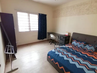 Room rental at suriamas Condominium