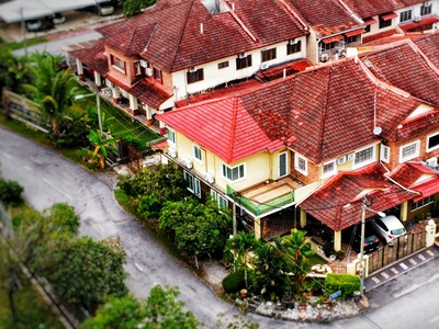 Rumah Dua Tingkat Koner Tares Telah Diubah Suai, Bangi Perdana, Bandar Baru Bangi untuk diJual