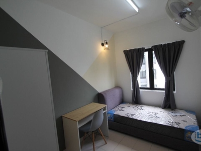 Single bedroom with Aircond at Sri Putramas 1 Condominium, Jalan Kuching