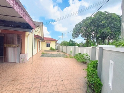 Taman Desa Cempaka Nilai Single Storey Terrace House Corner Renovated