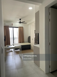 Tiny and clean unit well suitable for student, Well maintained