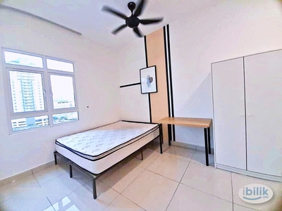【 】 FEMALE UNIT ️ MASTER ROOM | TR Residence | High Floor KLCC View | FREE WiFi + All Year Maintenance + House Cleaning❗❤️