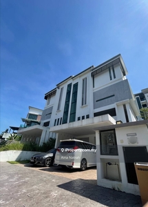 3.5 Storey Semi-D Luxury With Home Lift, Kingsley Hills Putra Heights