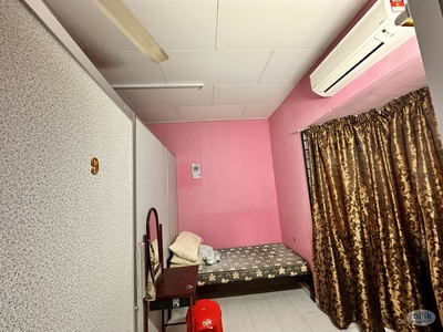 Air-cond Room for rent at taman seluang, kulim