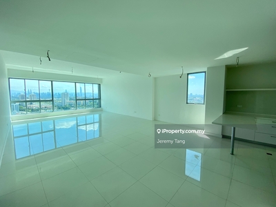 Exclusive Corner Duplex Penthouse with Perpetual KLCC View