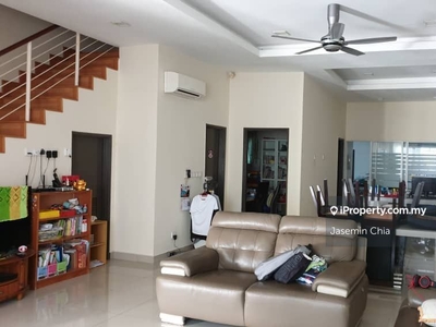 Freehold 3 storey Link House For Sale. Gated Guarded.