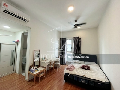 Geo Residence Boy Master Suite for Rent