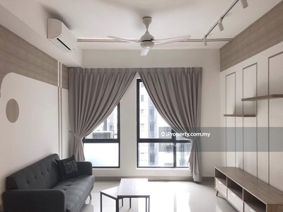 Main unit for rent with Fully furnished in Glenmarie