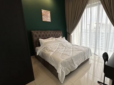 Middle Room with balcony at Astoria, Ampang Hilir