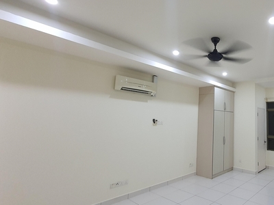Semi furnish Studio to rent at Neo Damansara, Damansara Perdana