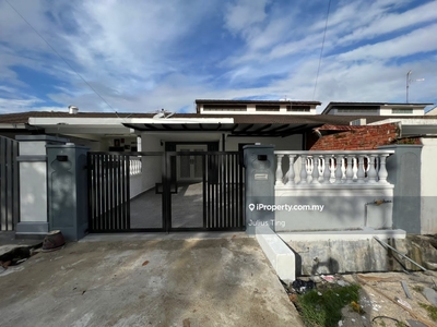 Single storey terrace house fully renovated unblock view