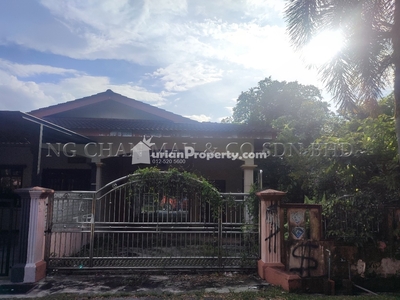 Terrace House For Auction at Kesang