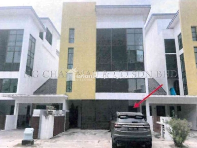 Terrace House For Auction at Kota Seriemas