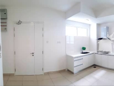 Condo For Sale at Duet Residence
