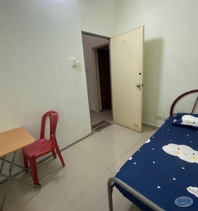 Looking Single Room in Bandar Puteri Puchong ❓ with Low Monthly Rental ❓