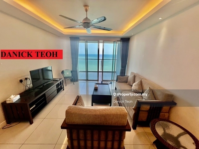 10 Island Resort 1250sf Seaview Condominium Located in Batu Ferringhi