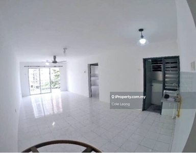 3 rooms Apartment 15 minutes Distant from KL City selling Below Market