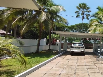 3-Storey resort style Bungalow for Rent, Do Not miss out this chance!!