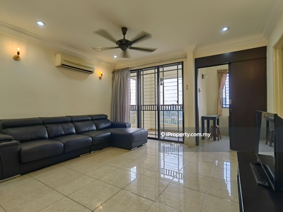 Fully Furnished Golf View Unit for Sell (2 Car Parks)
