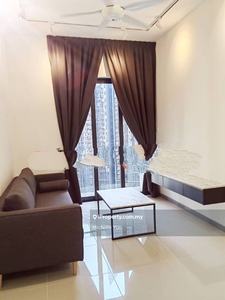 Fully furnished,2rooms,1bath,available 1st july 2024,mid floor,1cp