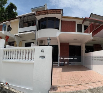 Landed House At Teluk Kumbar Penang For Rent