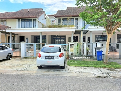 Long Car Porch. Gated Guarded. 2 Storey Fernlane for sale.