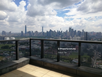 Penthouse Sky Villa Fully Furnished KLCC & Lake View