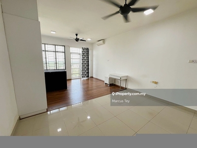 Studio with partial furnished /Near Shop/ bank/ bus station/ Tuas/ Ptp