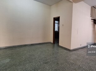 2 Sty Terrace House for Rent in OUG