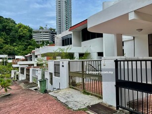 3 Storey Link House For Rent