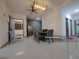 99 Residence 4 Bedroom Fully Furnished For Rent /tmn wahyu condo