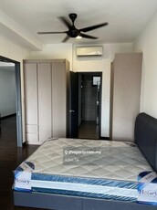 V residence suites, 2 rooms, fully furnished, near MRT malulri