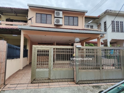 Spacious double storey house in Subang jaya for sale